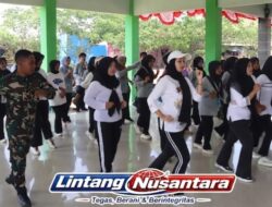 TMMD ke-129 Tak Hanya Bangun Infrastruktur, TNI dan Dinpora Bojonegoro Ajak Warga Kesongo Hidup Sehat Lewat Line Dance