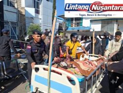 Gempa M 7,7 Guncang NTT, Brimob Bergerak Cepat Evakuasi Korban dan Buka Akses Jalan