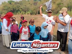 Gus Ham Lepas Jalan Sehat HUT ke-81 RI di SDN Pajaran 2 Pasuruan, Dorong Kebersamaan dan Kepedulian Pendidikan