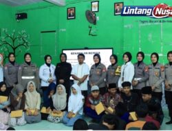 Polwan Polres Ngawi Turun ke Pesantren, Bekali Santri Cegah Kenakalan Remaja
