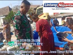 Kodim 0813 Bojonegoro Bergerak Atasi Krisis Air, Warga Gamongan Terima 8.000 Liter Air Bersih